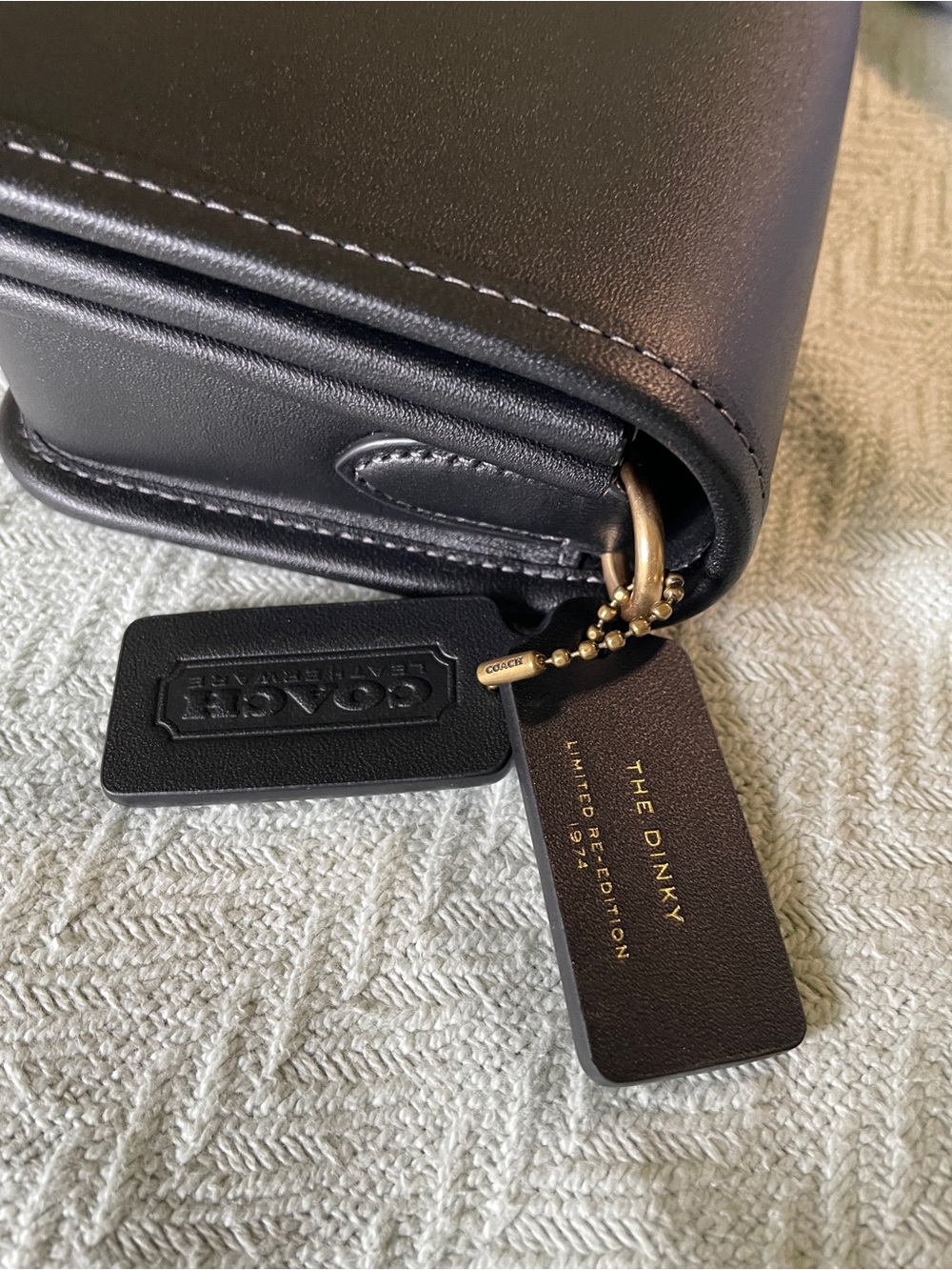 Coach Originals Dinky in Black New with Tags - Picture 16 of 16